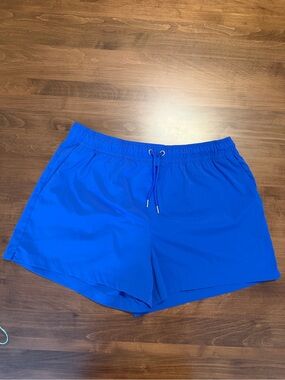 Athleta Midday Mid-rise Poplin Shorts in Royal Blue
